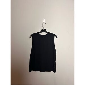 MeUndies black tank / crop top size XL